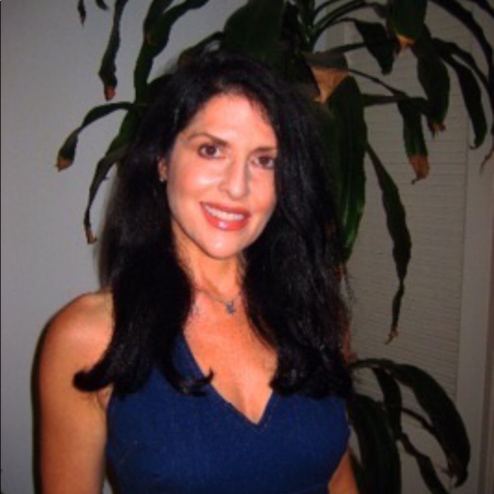 Meet your Posher, Gina